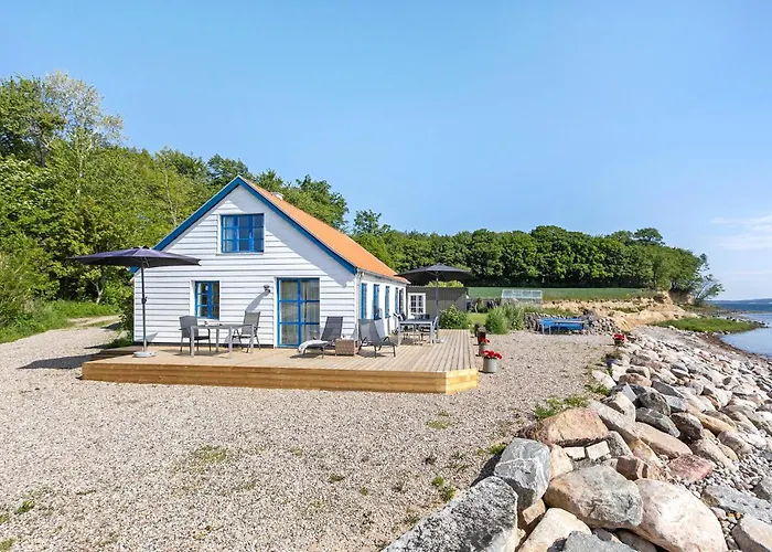 Nyaraló Sandesmose *